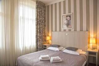 Отель Hotel Amalia Кудова-Здруй Стандартный двухместный номер с 1 кроватью или 2 отдельными кроватями-6